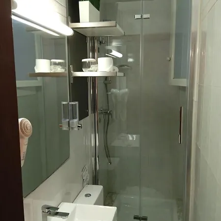 Guest house Iznajar 2*