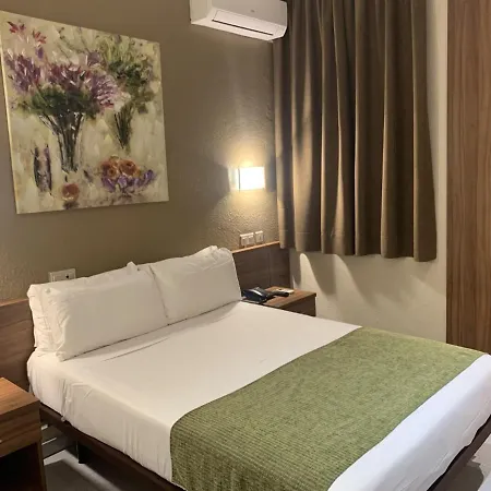 شباب إزناجار برشلونة