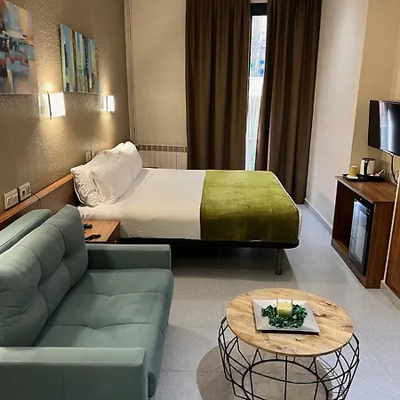 شباب إزناجار 2* برشلونة