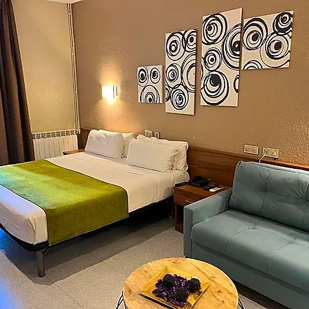 Iznajar Otel 3*