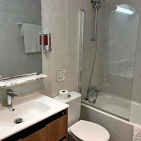 Hotel Iznájar