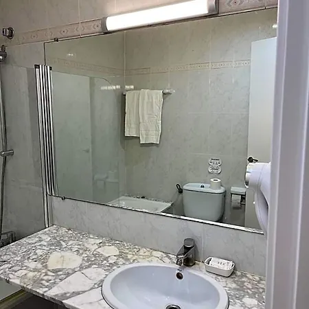 Iznajar Otel