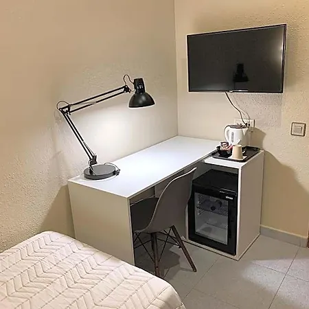 Otel Iznajar 3*
