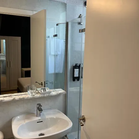 Iznajar Hotel 3*